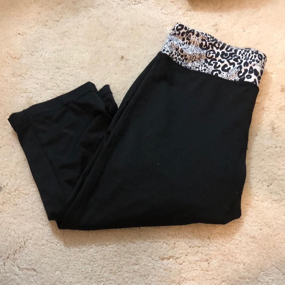 athletic leggings
